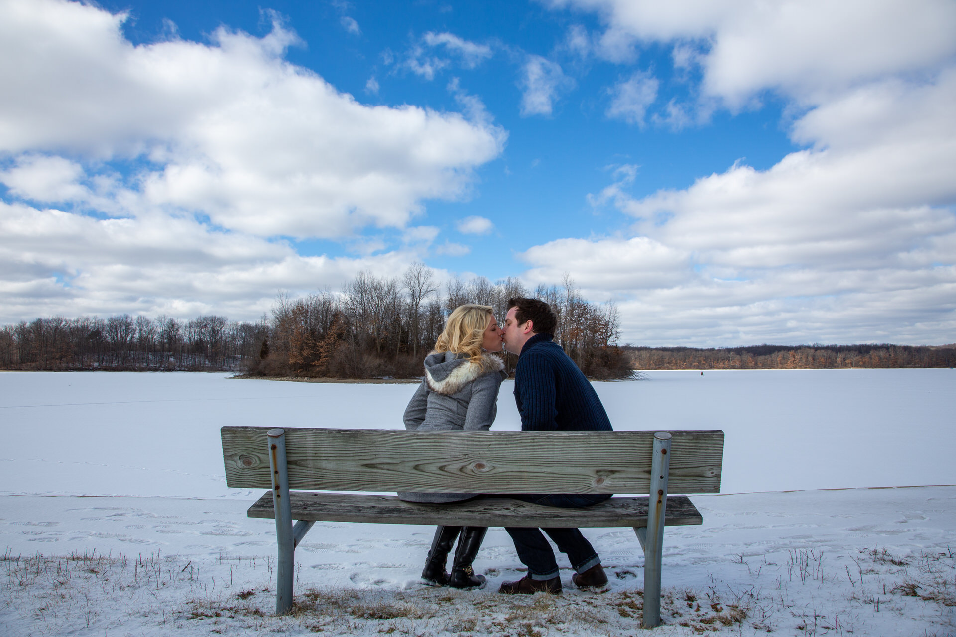 Love in the Frost: Jennifer and James’s Winter Engagement Session