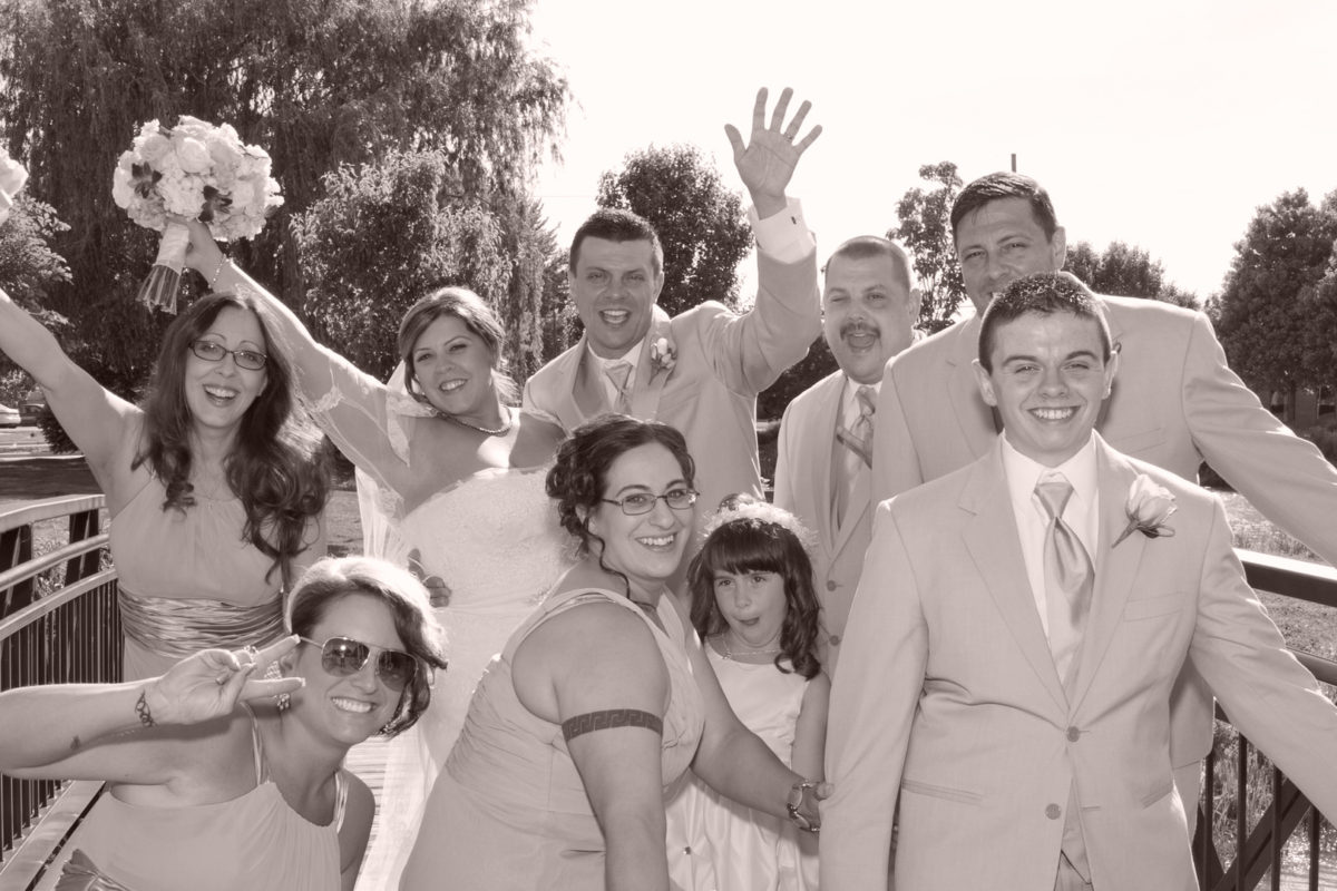 Dora and Courtney’s Elegant Summer Wedding